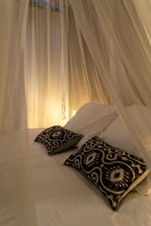 Bali Serenity Balneo Et Lit Rond Lagnieu Екстериор снимка